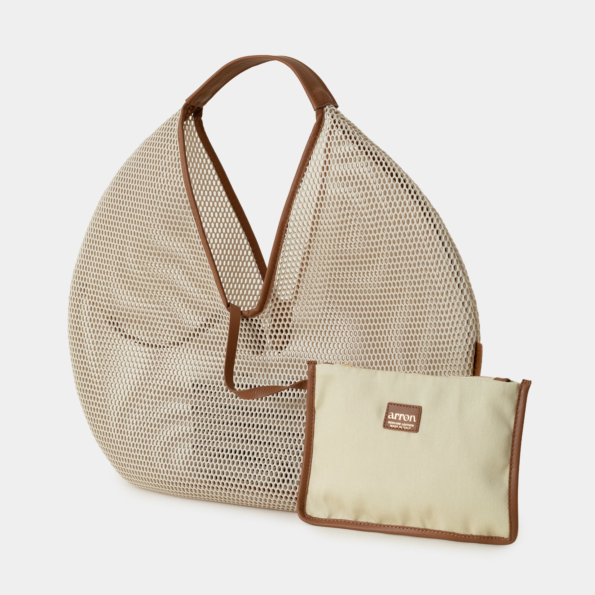 Borsa hobo NOA Arron in rete beige, vista laterale con pochette interna