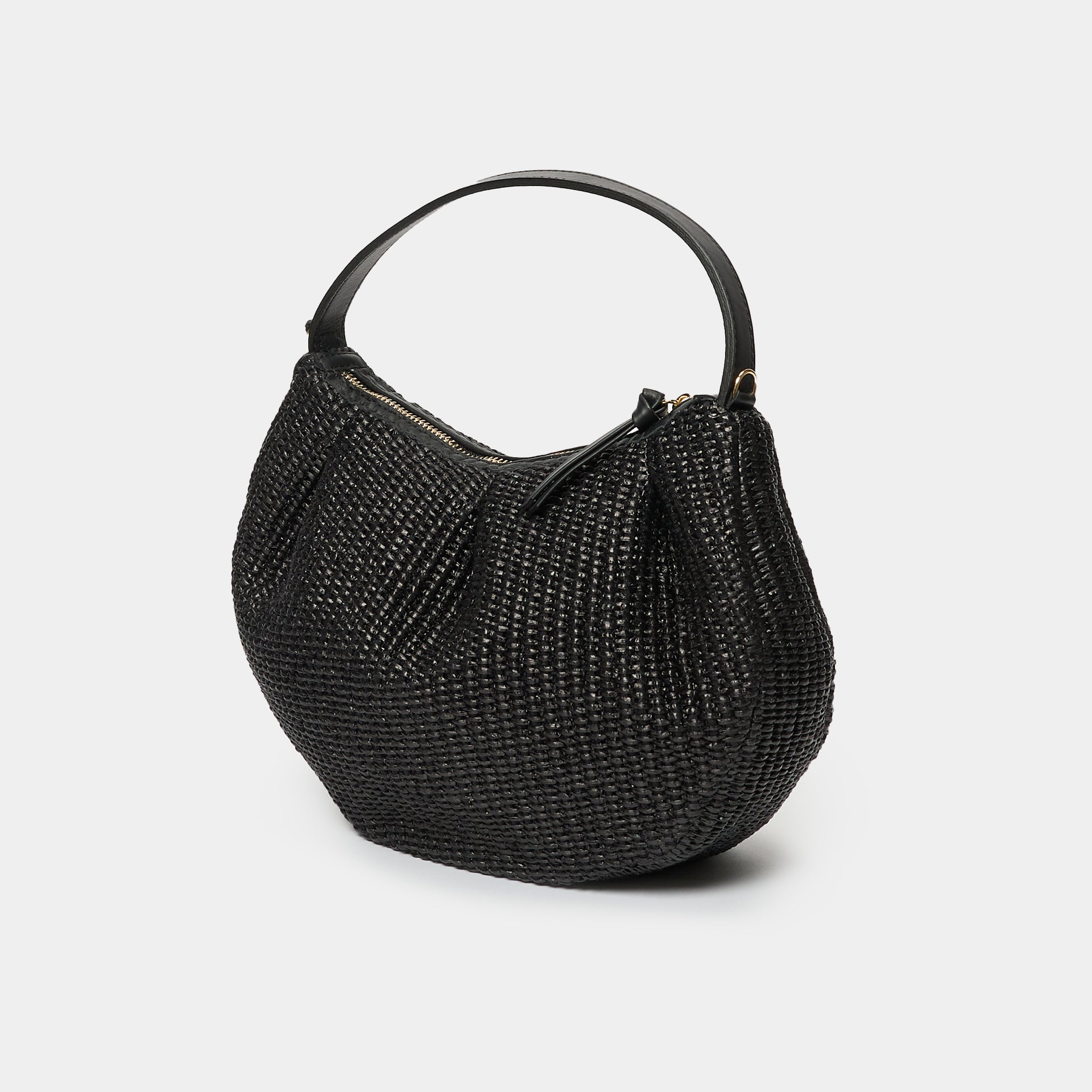 borsa ARRON a mezzaluna in rafia e pelle nera a tracolla e a mano