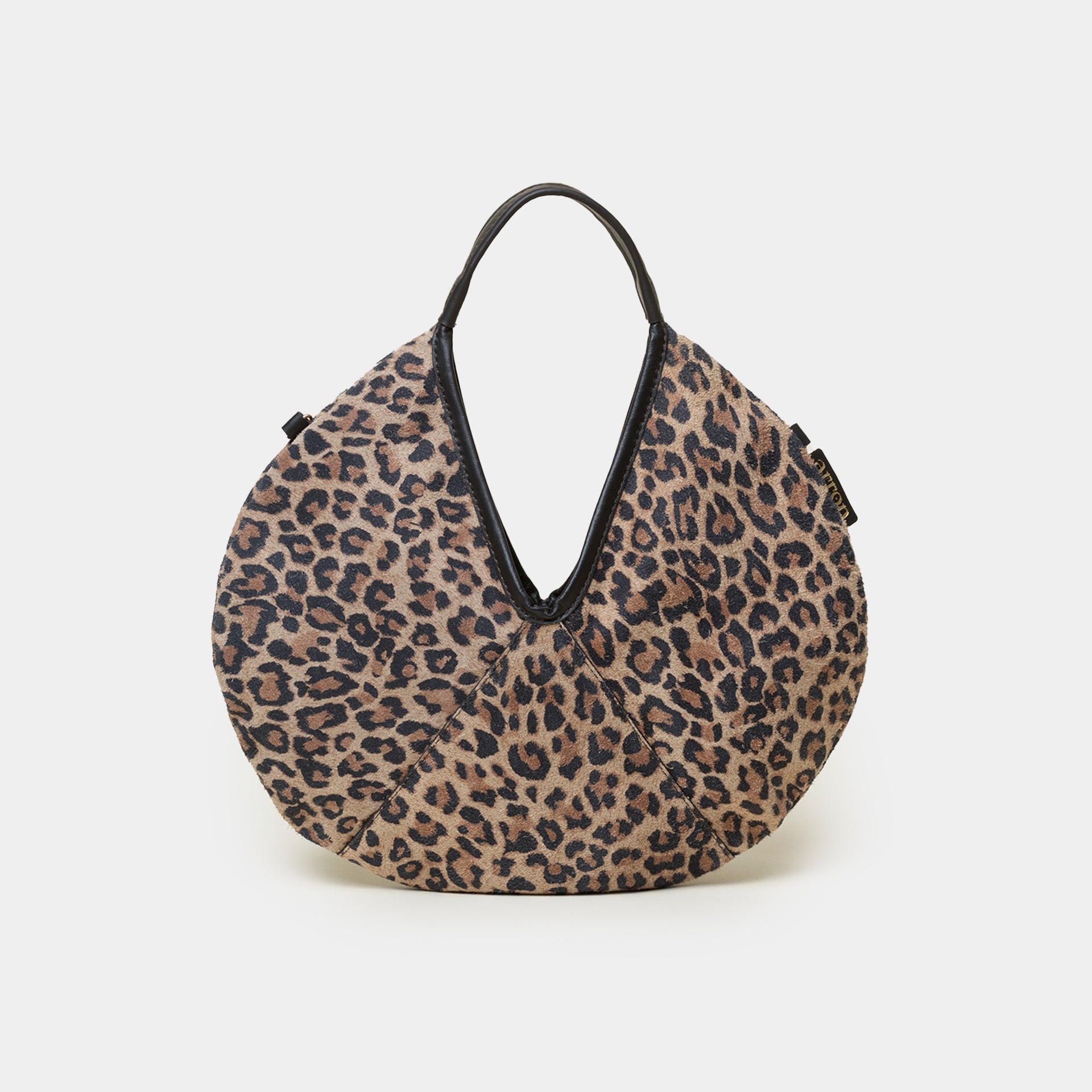 borsa mini forma rotonda hobo in pelle martellata laminata bronzo design contemporaneo minimalista brand Arron made in Italy