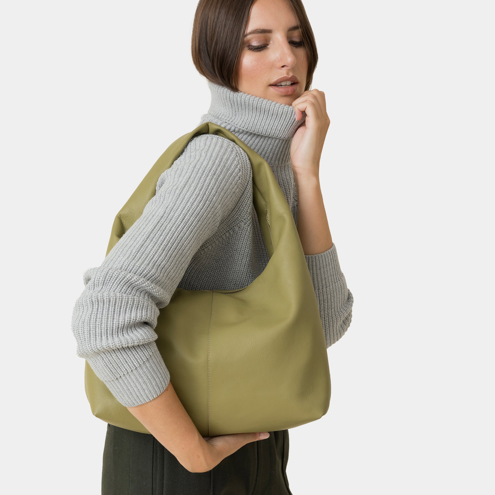 borsa hobo con zip all over pelle liscia senape mostarda verde made in italy brand arron