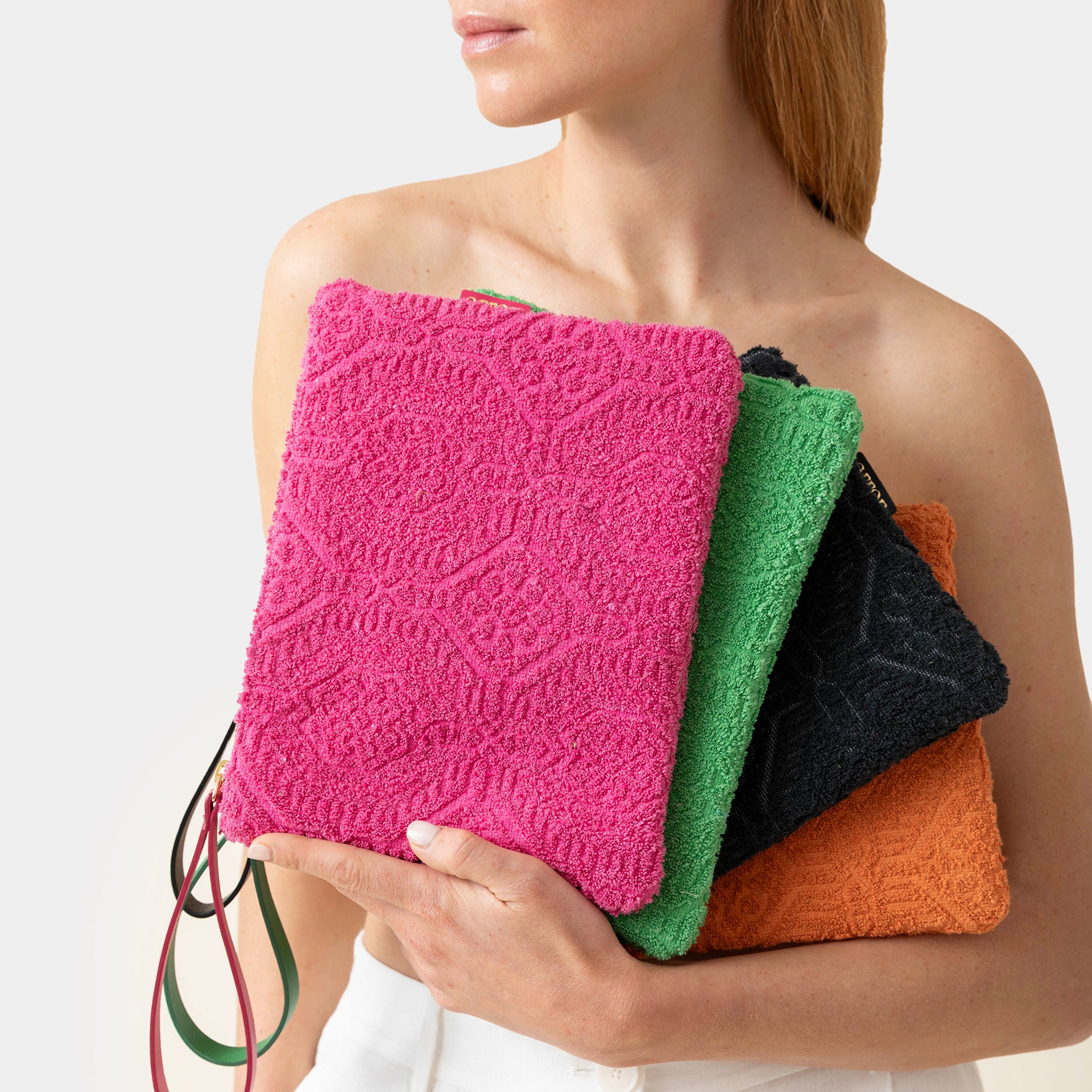 borsetta pochette per trucchi pouch in spugna colorata Arron con cerniera zip