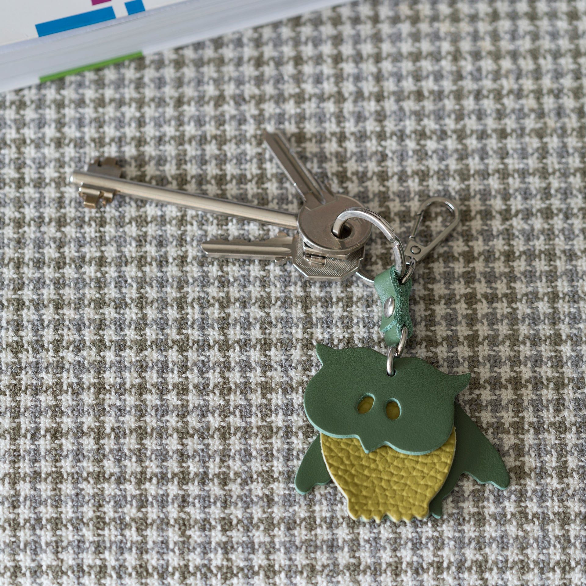 charm per borsa o portachiave in pelle divertente a forma di gufo