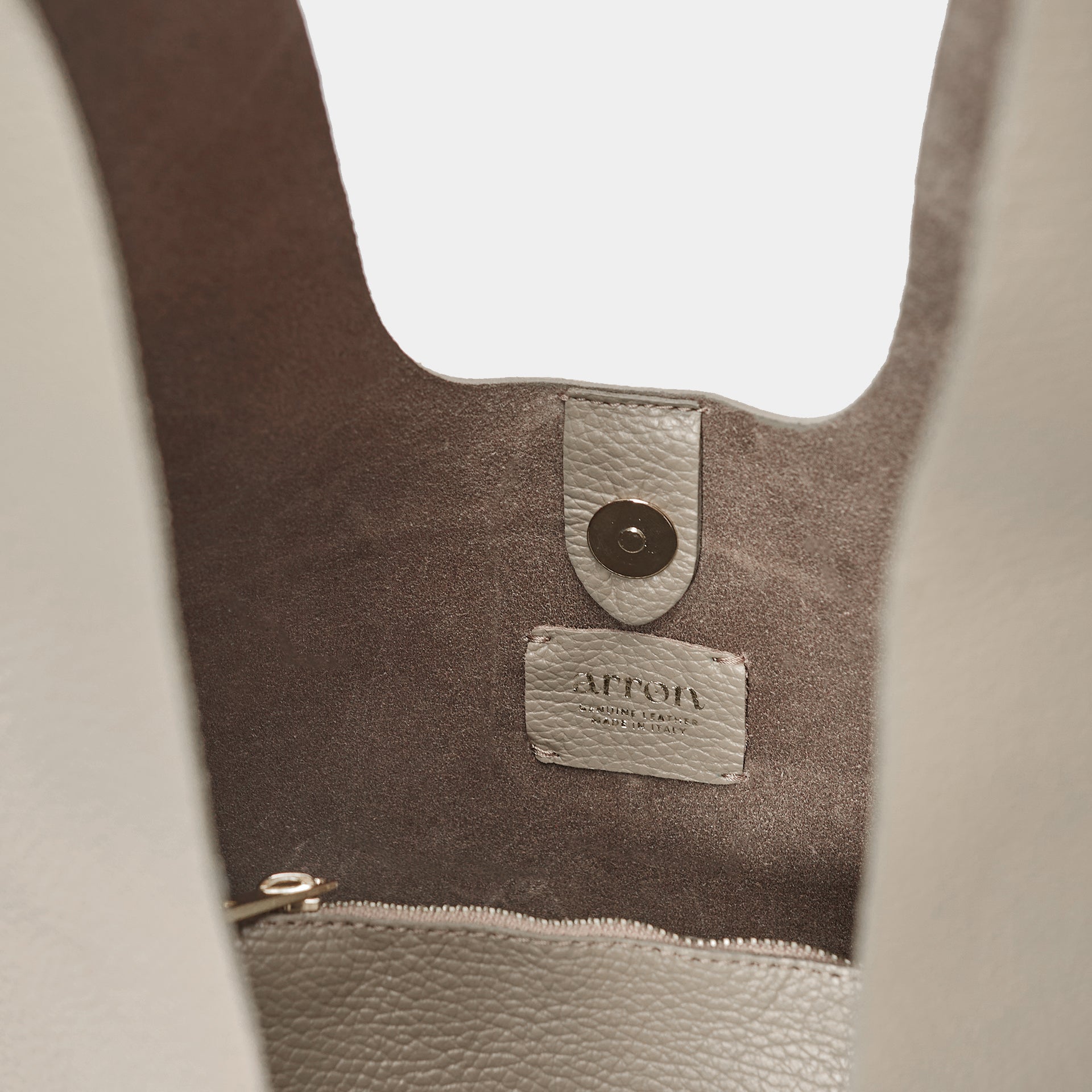 borsa hobo Eva in pelle martellata color taupe avena brand Arron