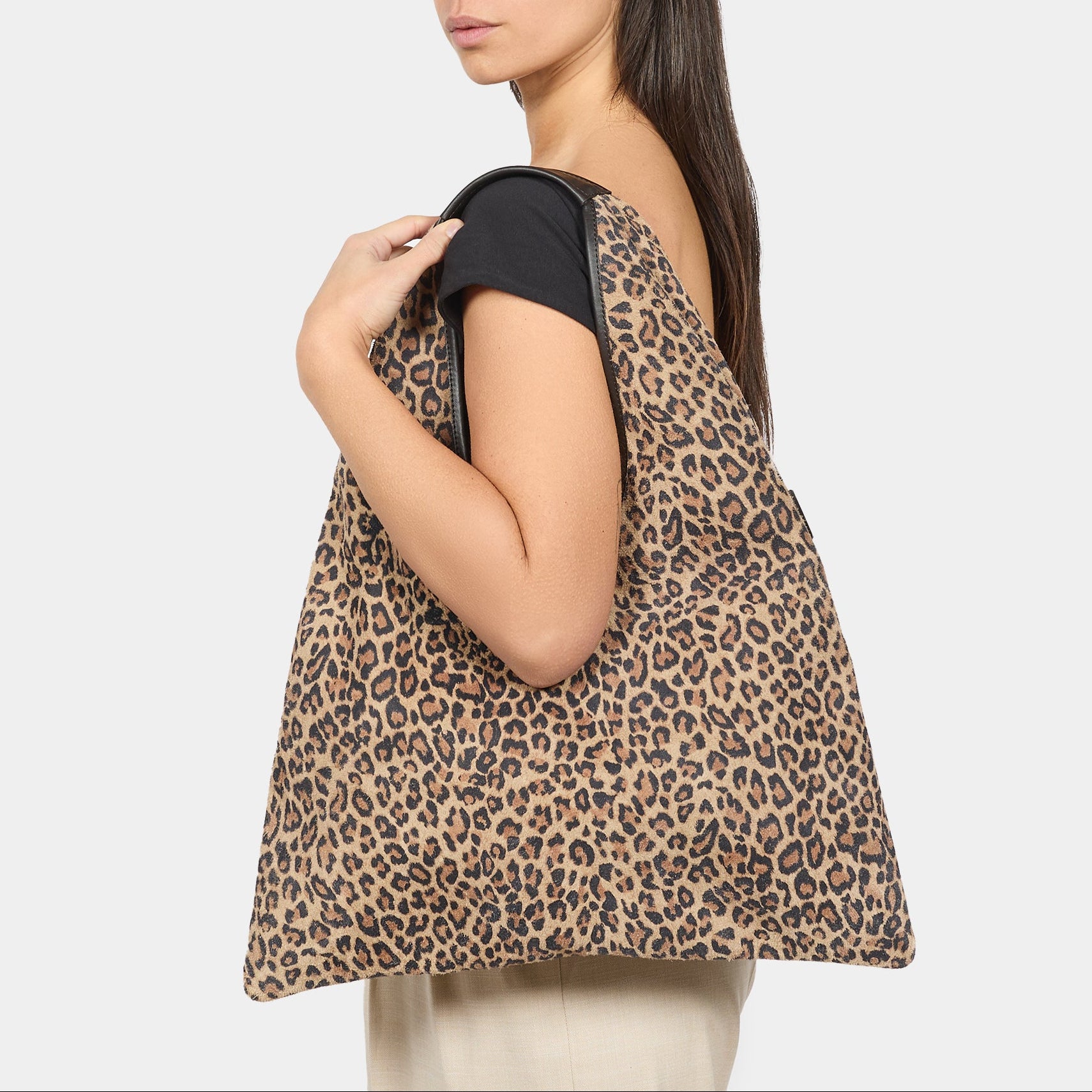 borsa Eva hobo Arron in pelle camoscio animalier fantasia leopardata