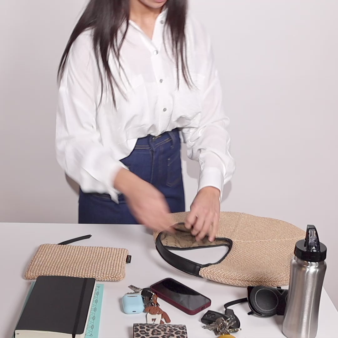 capienza borsa NOA in rafia brand ARRON