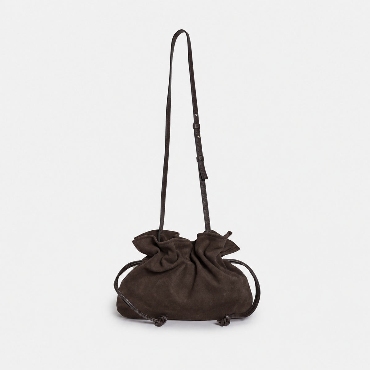 Borsa Rossana del brand Arron in camoscio cioccolato morbida capiente con coulisse e tracolla regolabile