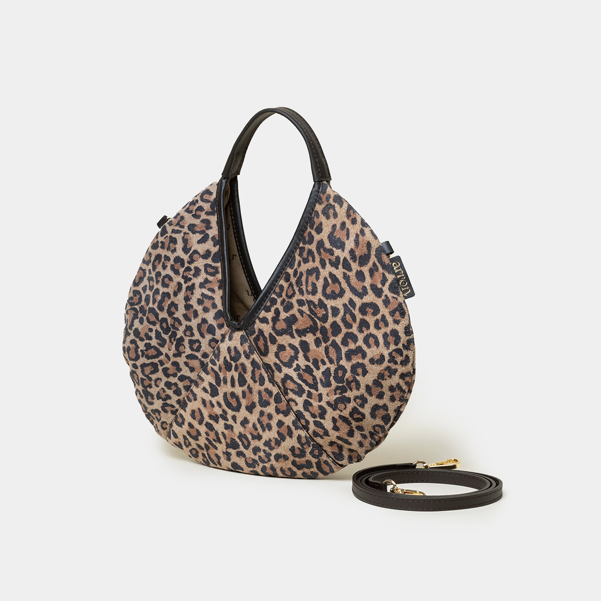 borsa mini forma rotonda hobo in pelle martellata laminata bronzo design contemporaneo minimalista brand Arron made in Italy